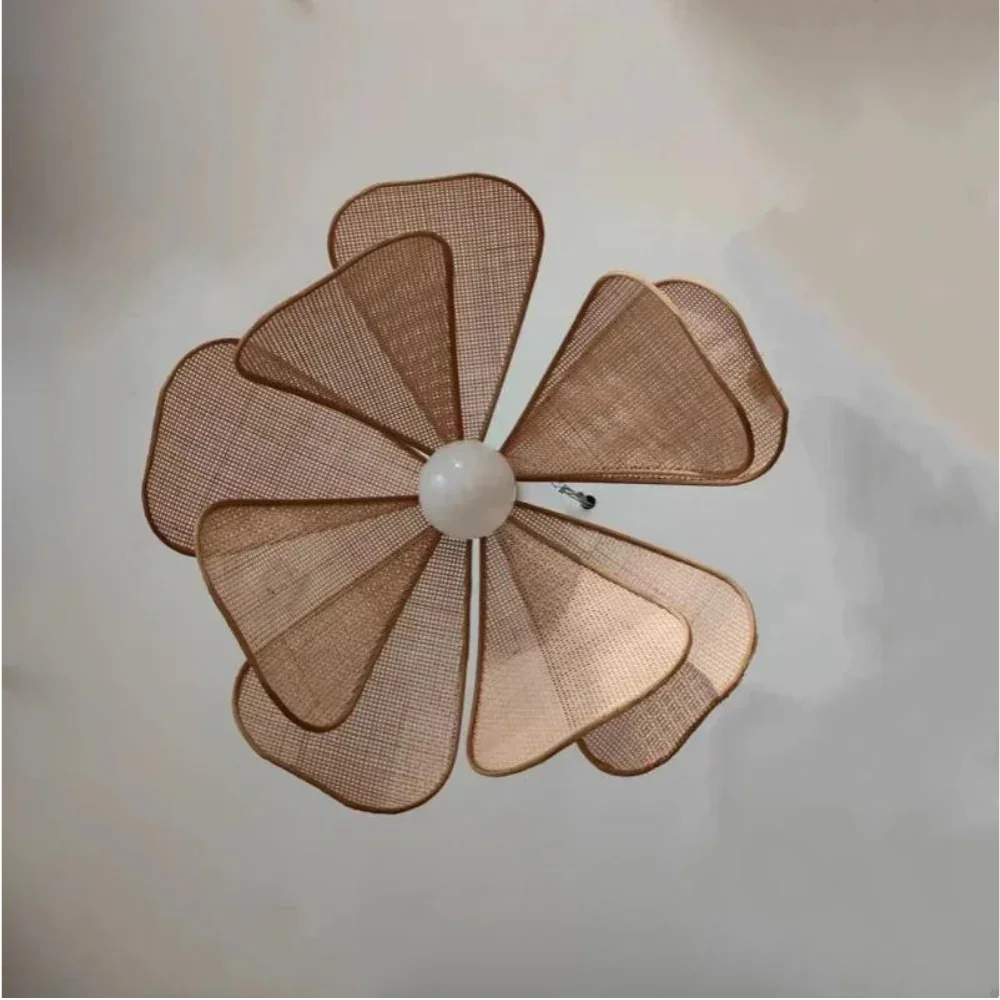Florale Suspension Rotin