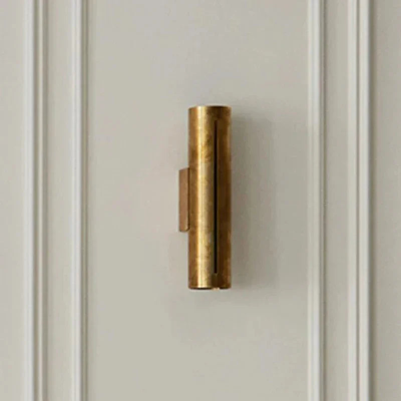 Lury Wall Light