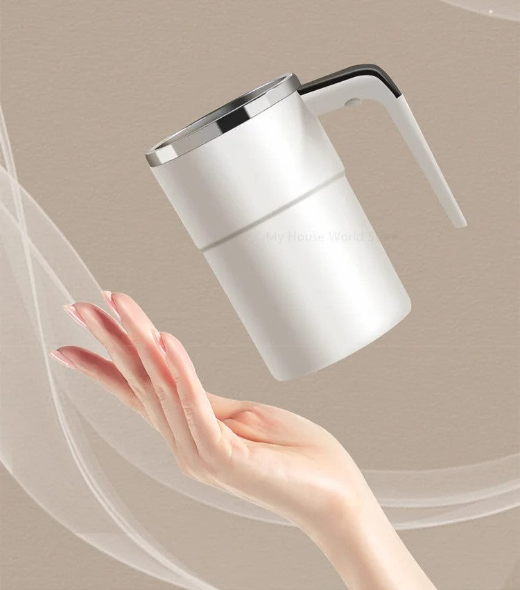 Mug rechargeable avec agitateur intégré