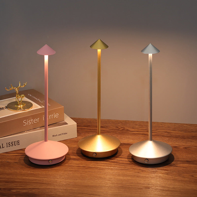 Lampe de table LED sans fil au design elegant