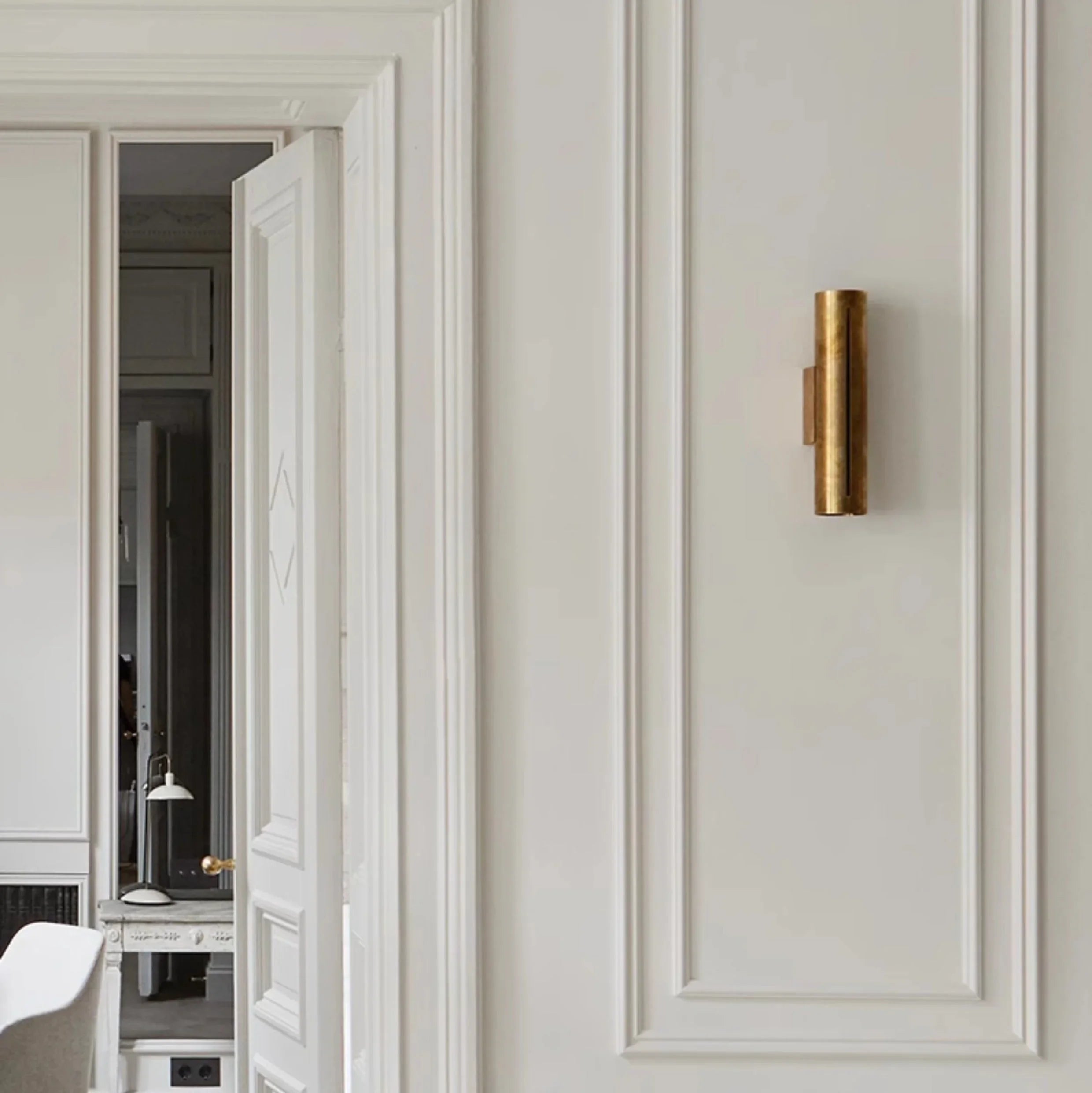 Lury Wall Light