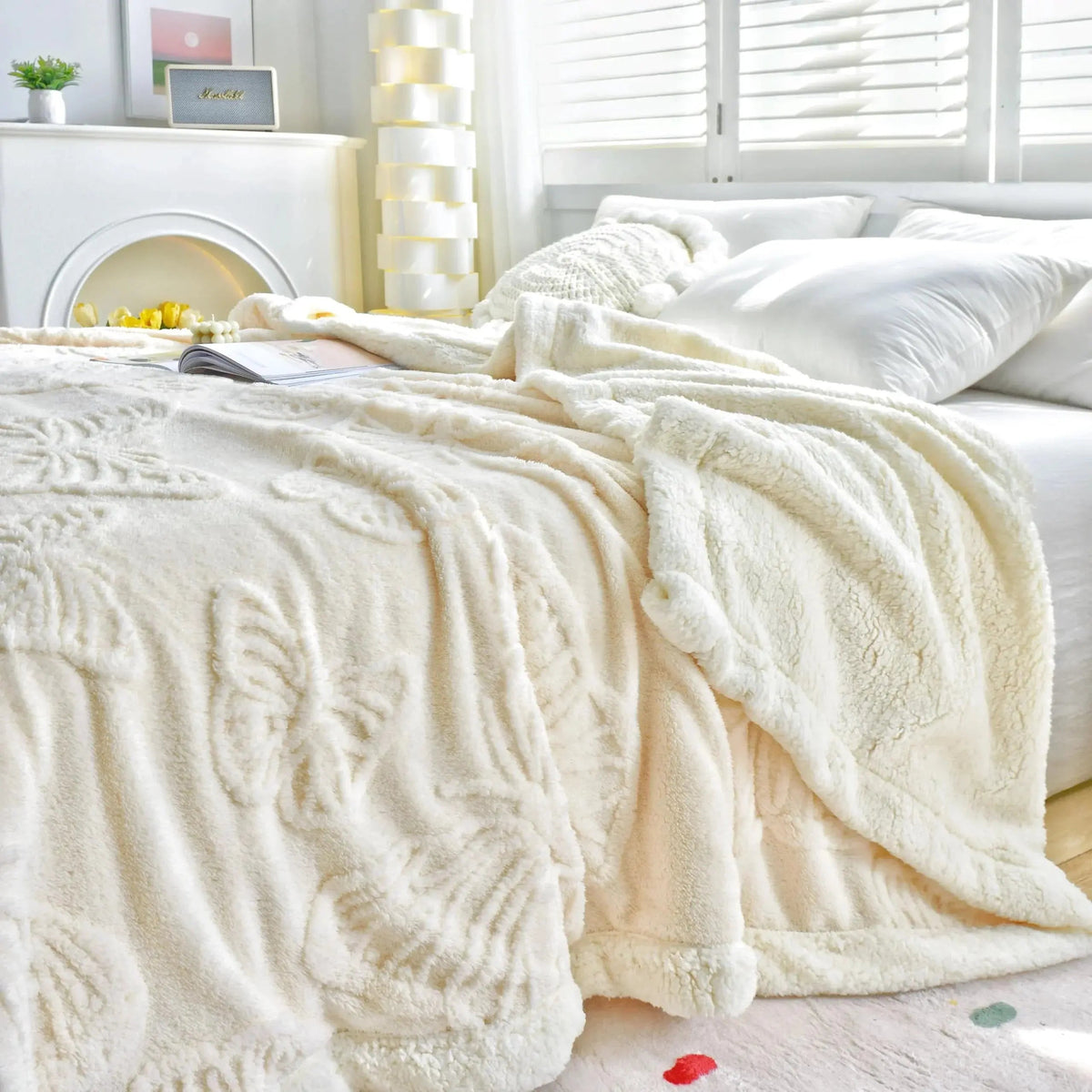 Coral Fleece Flannel Blanket, Plain White