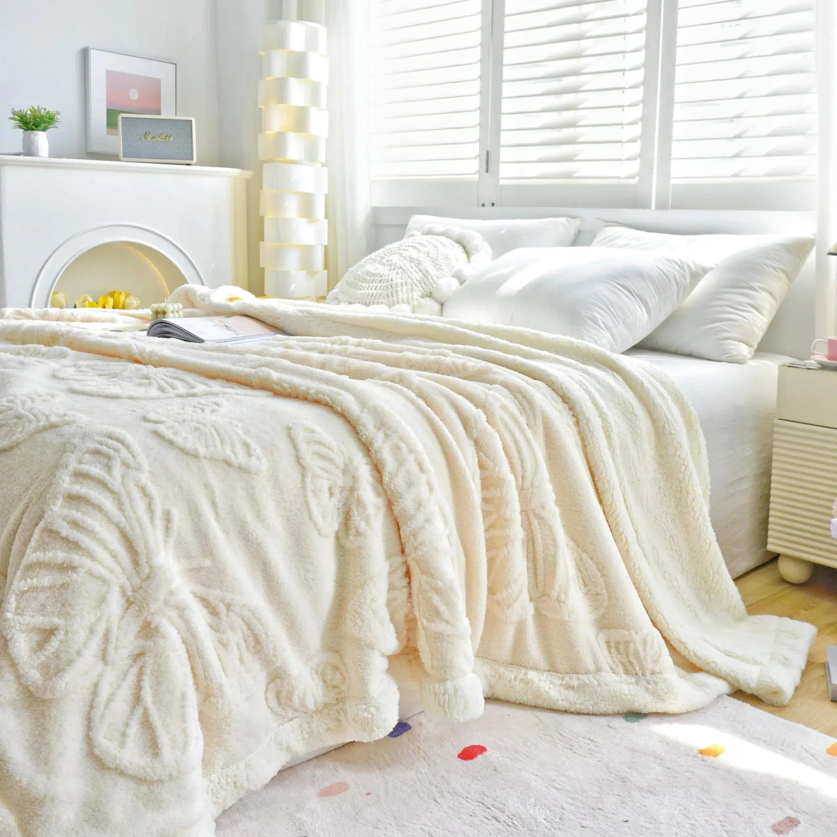 Coral Fleece Flannel Blanket, Plain White