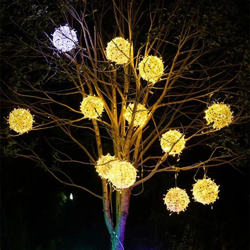 Ampoule LED Extérieure Étanche IP65 | Éclairage Chaleureux pour Jardin et Balcon 2
