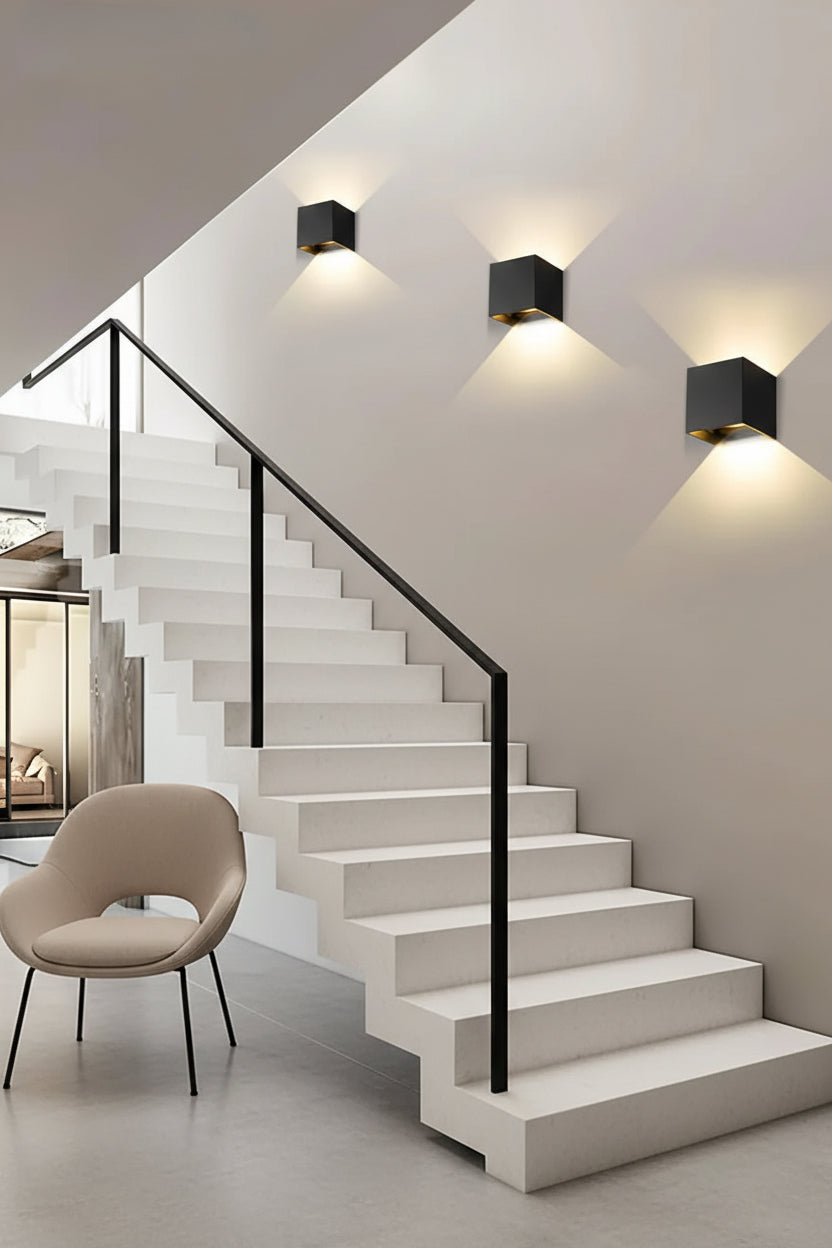 Applique Murale Design en Aluminium Sans Fil | Éclairage Élégant et Pratique pour une Ambiance Luxueuse 0