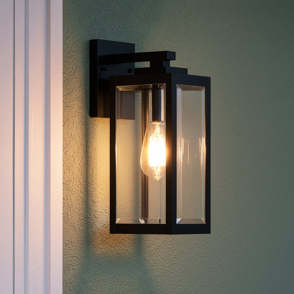 Applique Murale Extérieur en Acier Noir et Verre Biseauté | Design Élégant et Résistant aux Intempéries pour une Lumière Accueillante 0
