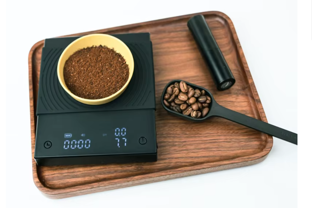 Balance Numérique de Café en Acrylique | Précision de 0,1 g pour une Infusion Parfaite et Minimaliste 3