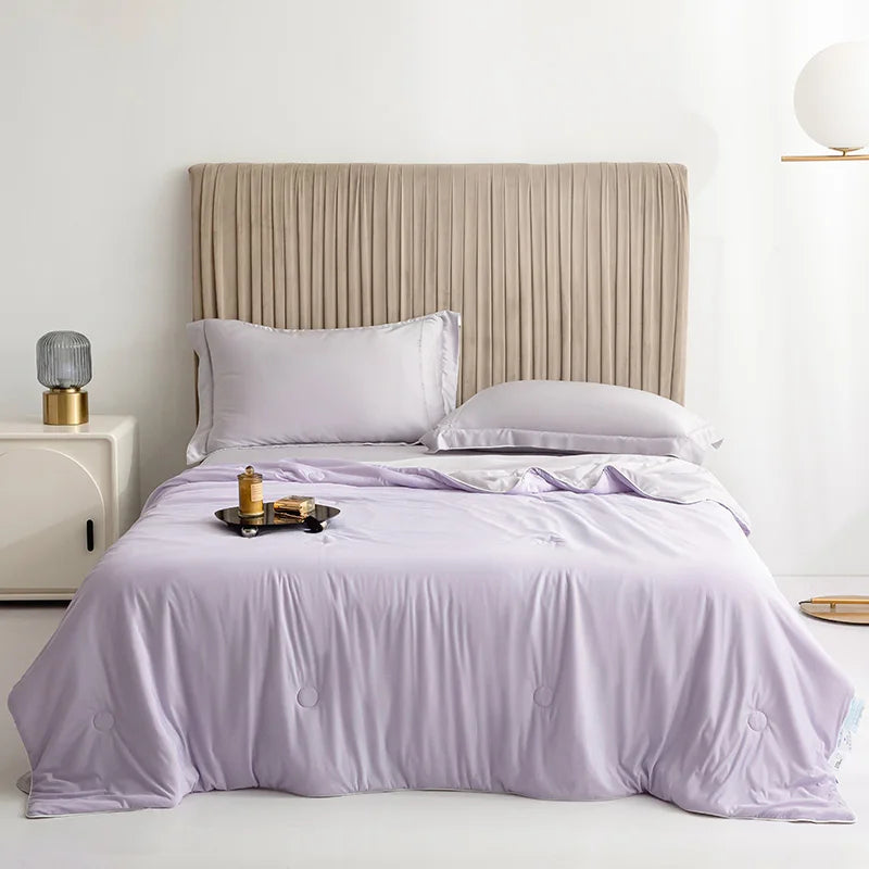 Couverture en Soie Glacée Double Face | Confort Thermique et Élégance pour des Nuits d'Été Apaisantes 9