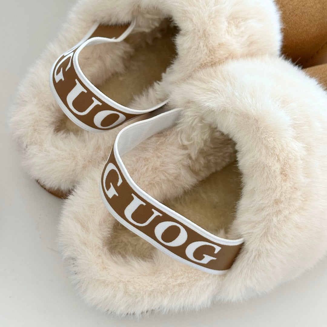 Cozy Plush Fur-Lined Slippers - Comfortable Slip-On Footwear for Autumn and Winter