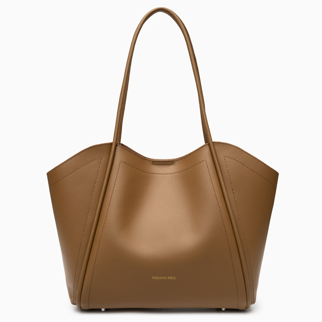 Grand sac épaule en cuir aux lignes angulaires