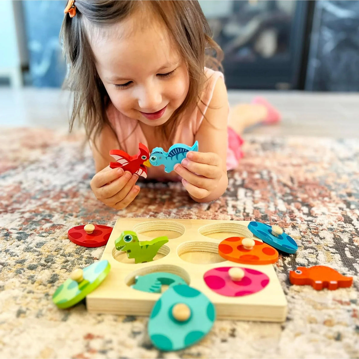 Jeu d'œufs de dinosaures en bois à associer, dès 2 ans
