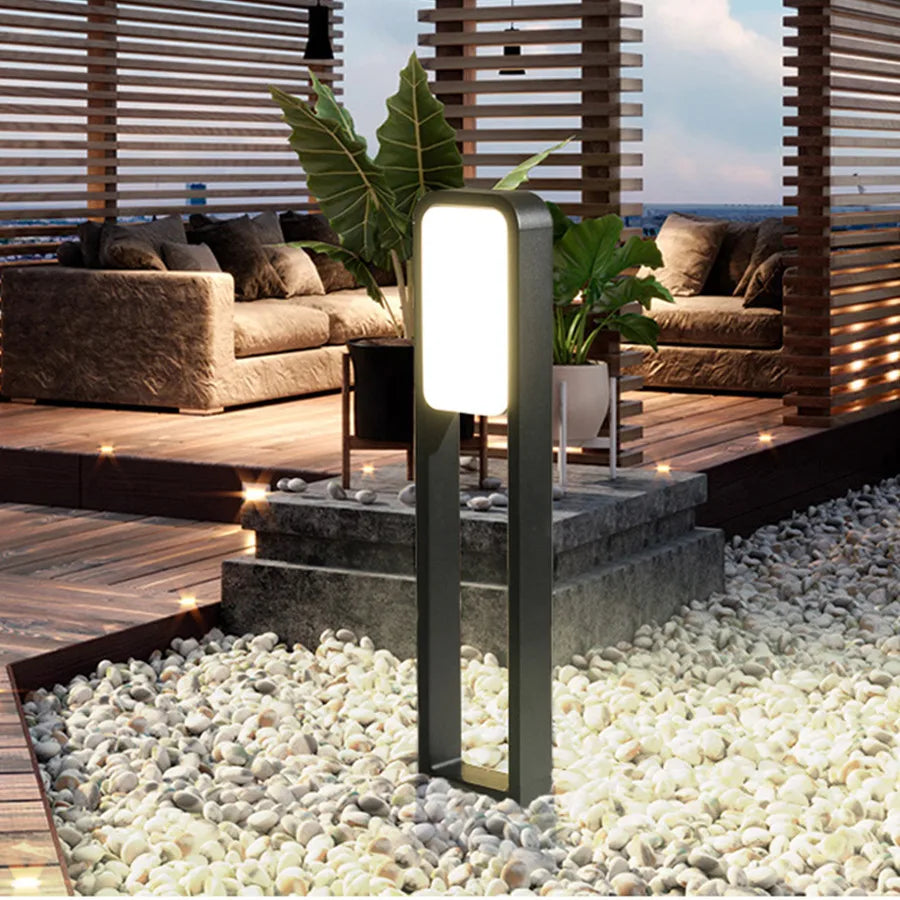 Éclairage Extérieur Solaire LumiNova | Design Élégant en Aluminium pour Illuminer Votre Jardin 4