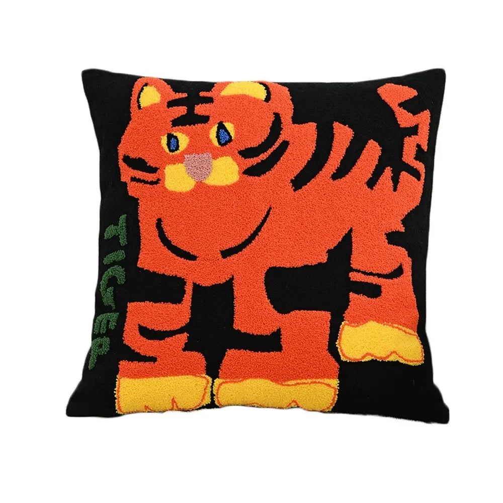 Housse de coussin brodée animaux, style nordique