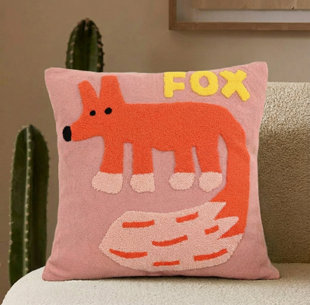 Housse de coussin brodée animaux, style nordique