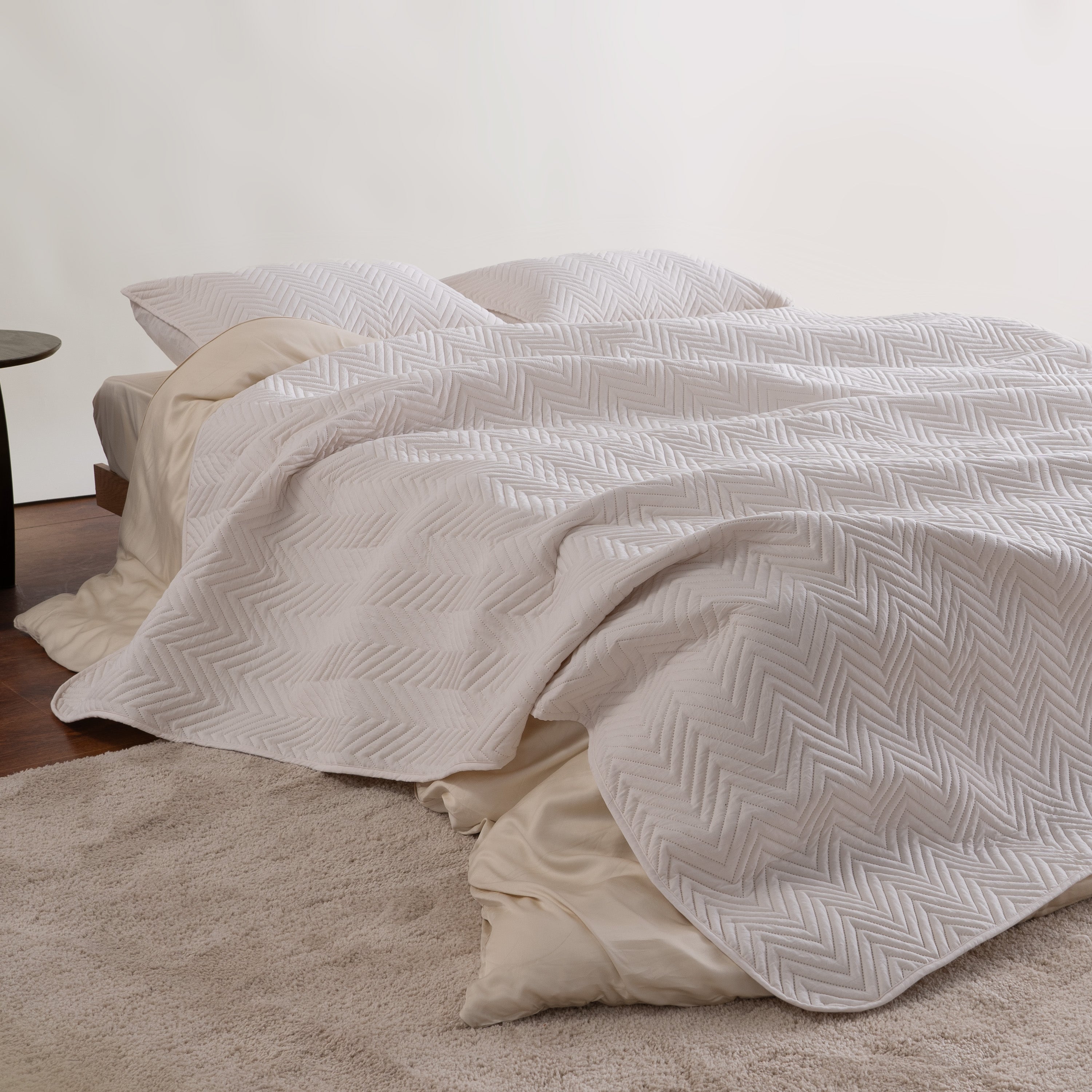 Snag Free Quilt - Pet Friendly