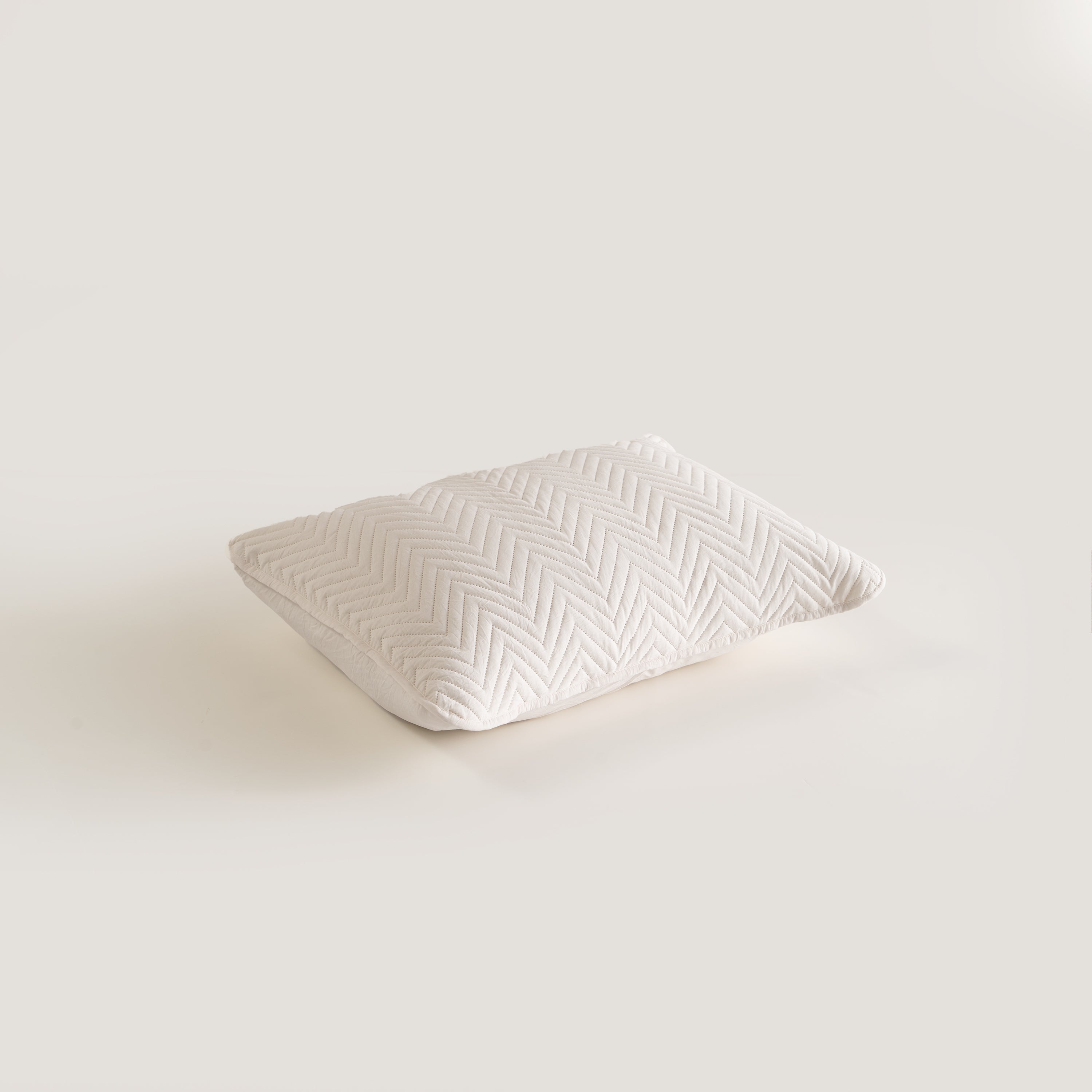 Snag Free Quilt - Pet Friendly