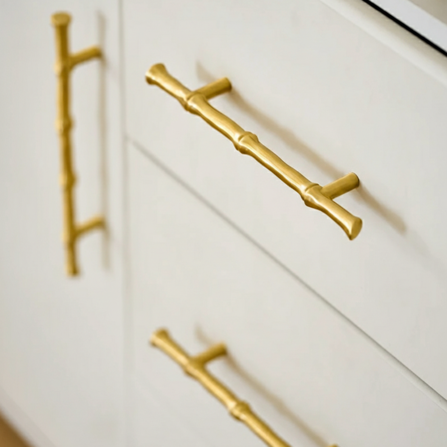 Erik Solid Brass Cabinet Handle