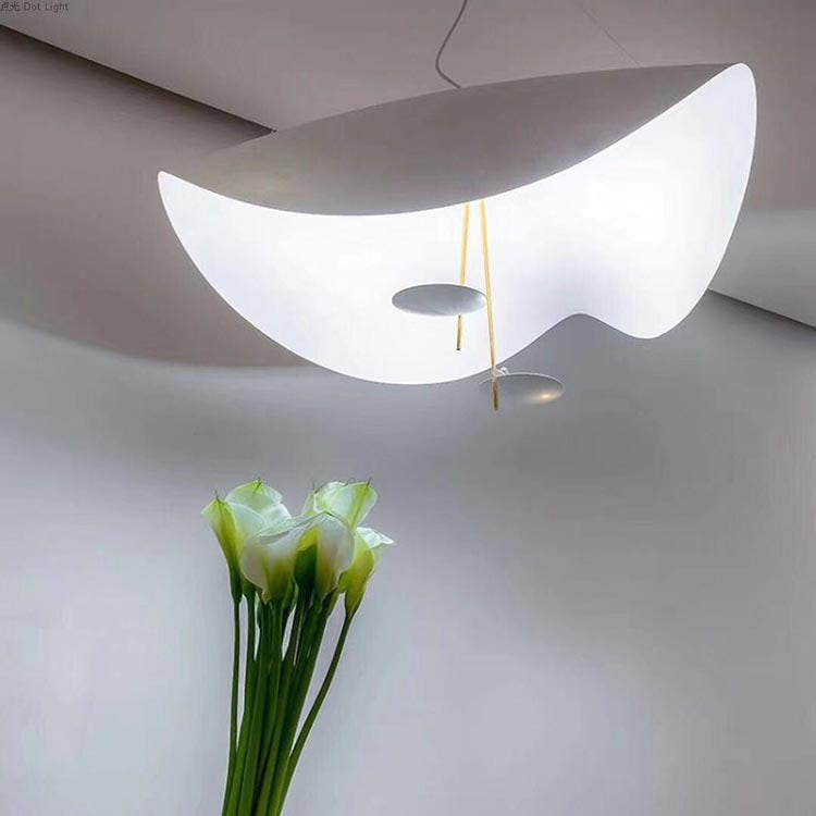 Luminaire feuille torsadée en métal, 1 ou 2 lumières