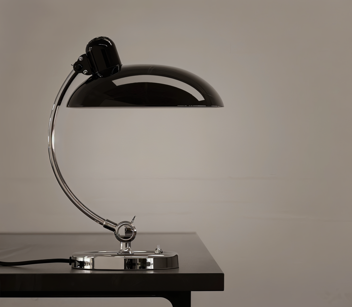 Retro Metal Desk Lamp with Dome Shade