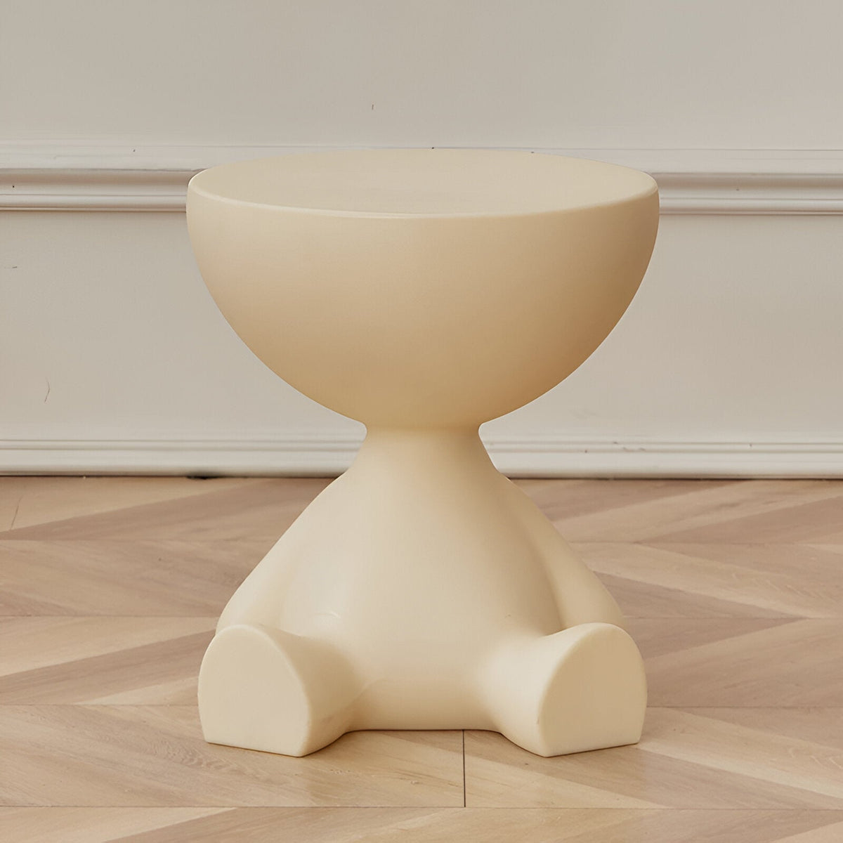 Table Basse Ronde en Plastique au Design Intemporel - Crème