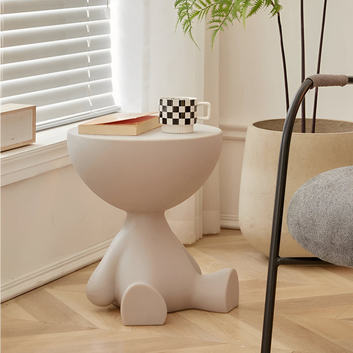 Table Basse Ronde en Plastique au Design Intemporel