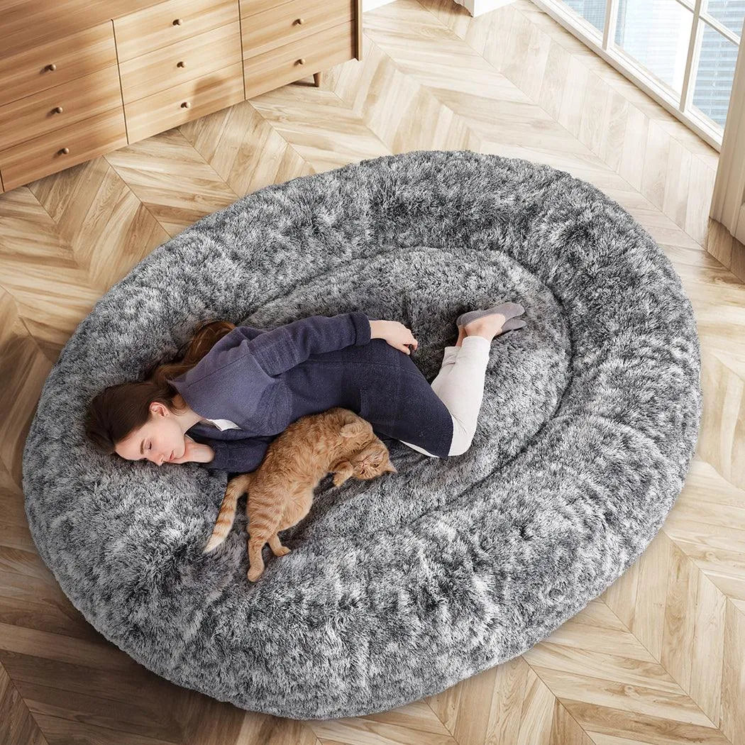 Panier donut en fausse fourrure, housse amovible