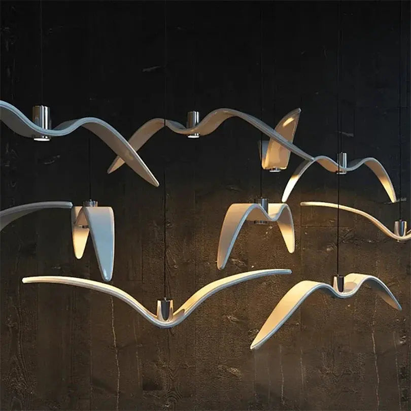 Lampe Design Élégante : Éclat Naturel en Lumière – Forme Aviaire 1