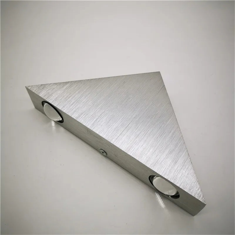 Lampe Solaire Extérieur en Aluminium | Éclairage Automatique Écologique pour un Jardin Élégant 4