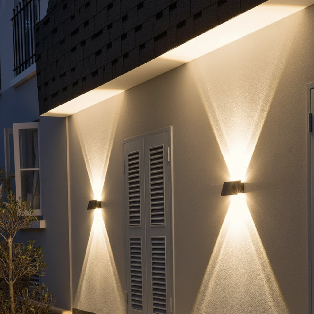 Lampe Solaire Extérieur en Aluminium | Éclairage Écologique et Élégant pour une Ambiance Chaleureuse 0