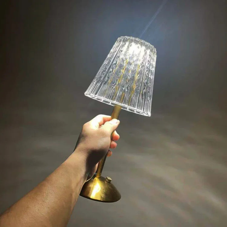 Lampe de Table Élégante : Éclat Moderne et Raffiné 3