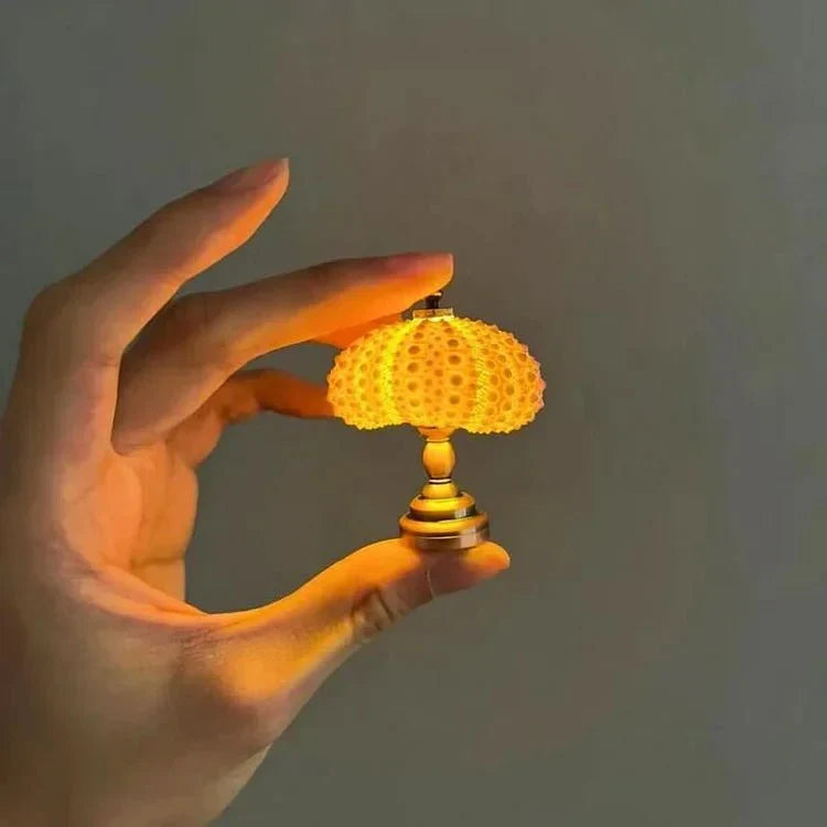 Lampe de Table Élégante en Coquille d'Oursin – Design Unique 1