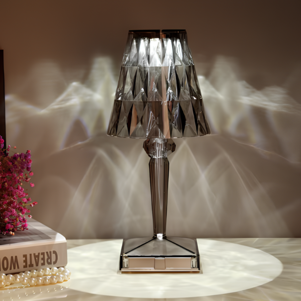 Lampe de Table : Élégance Naturelle en Lumière – Design Cristal Moderne 4