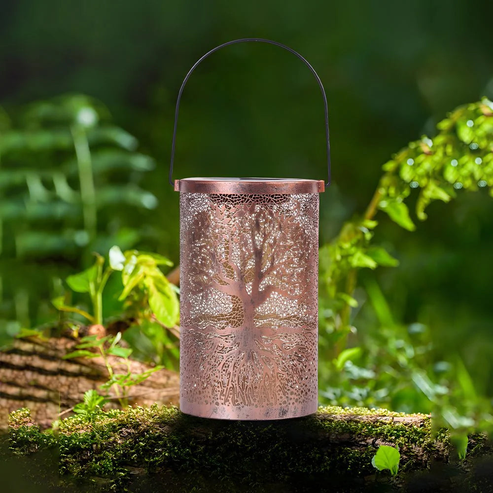 Lanterne Solaire en Fer avec Motif Arbre | Éclairage Élégant et Enchanteur pour un Jardin Magique 4