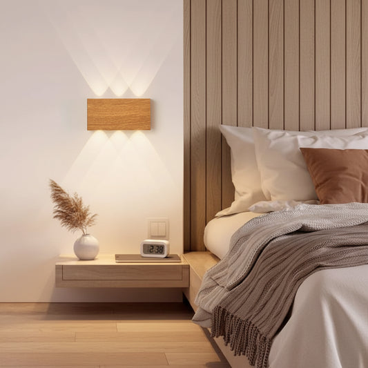 Maison Elmora | Applique Murale Design Tactile en Aluminium et Verre | Éclairage Élégant pour Ambiance Apaisante 2