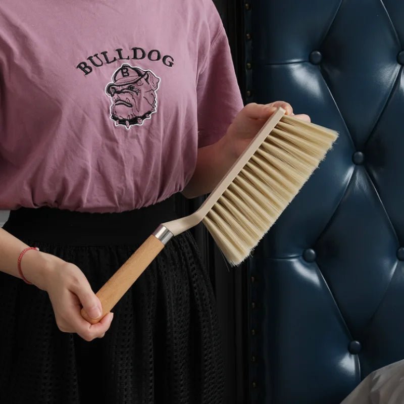 Maison Elmora | Brosse en Bois de Hêtre pour Lit avec Long Manche | Nettoyage Doux et Efficace pour Vos Surfaces Délicates 3