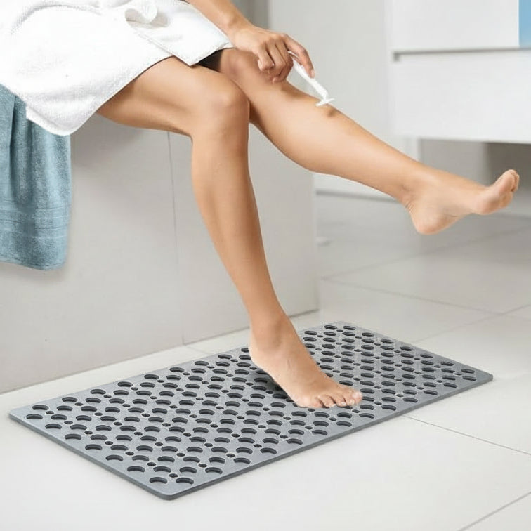 Maison Elmora | Tapis de Bain Antidérapant en PVC de Luxe | Élégance et Sécurité pour Votre Salle de Bain 2