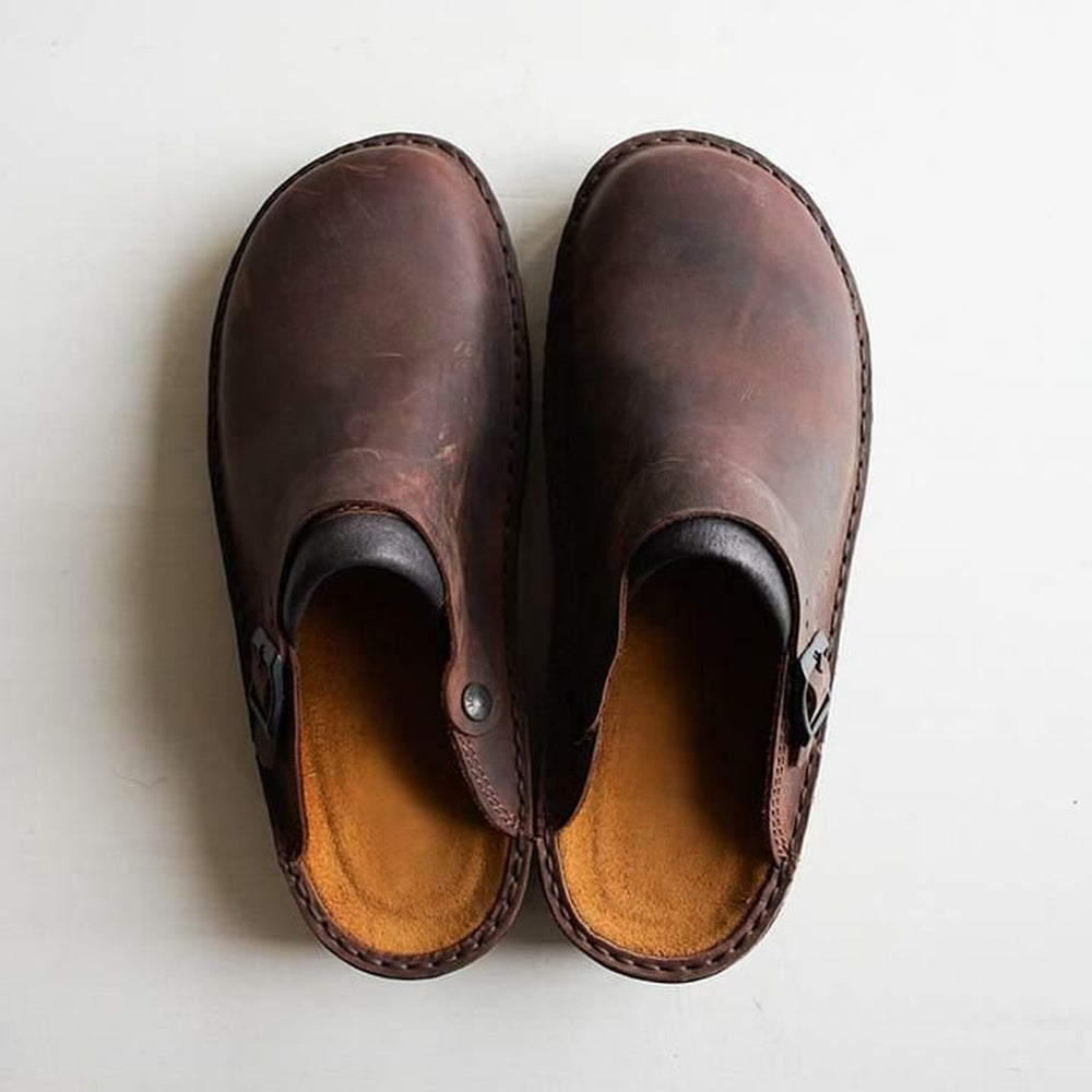 Men's Rustic Slip-On Clogs - Comfortable and Durable Everyday Footwear