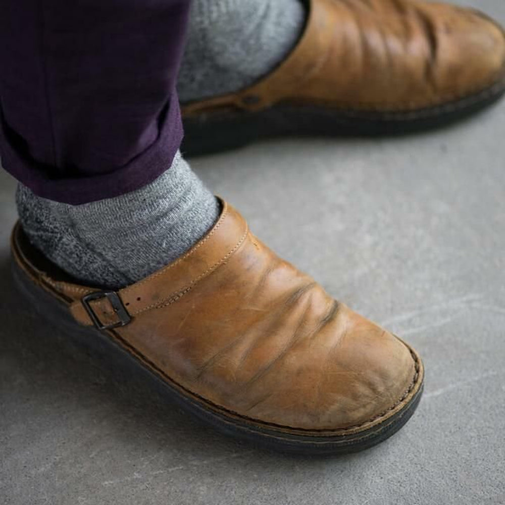 Men's Rustic Slip-On Clogs - Comfortable and Durable Everyday Footwear