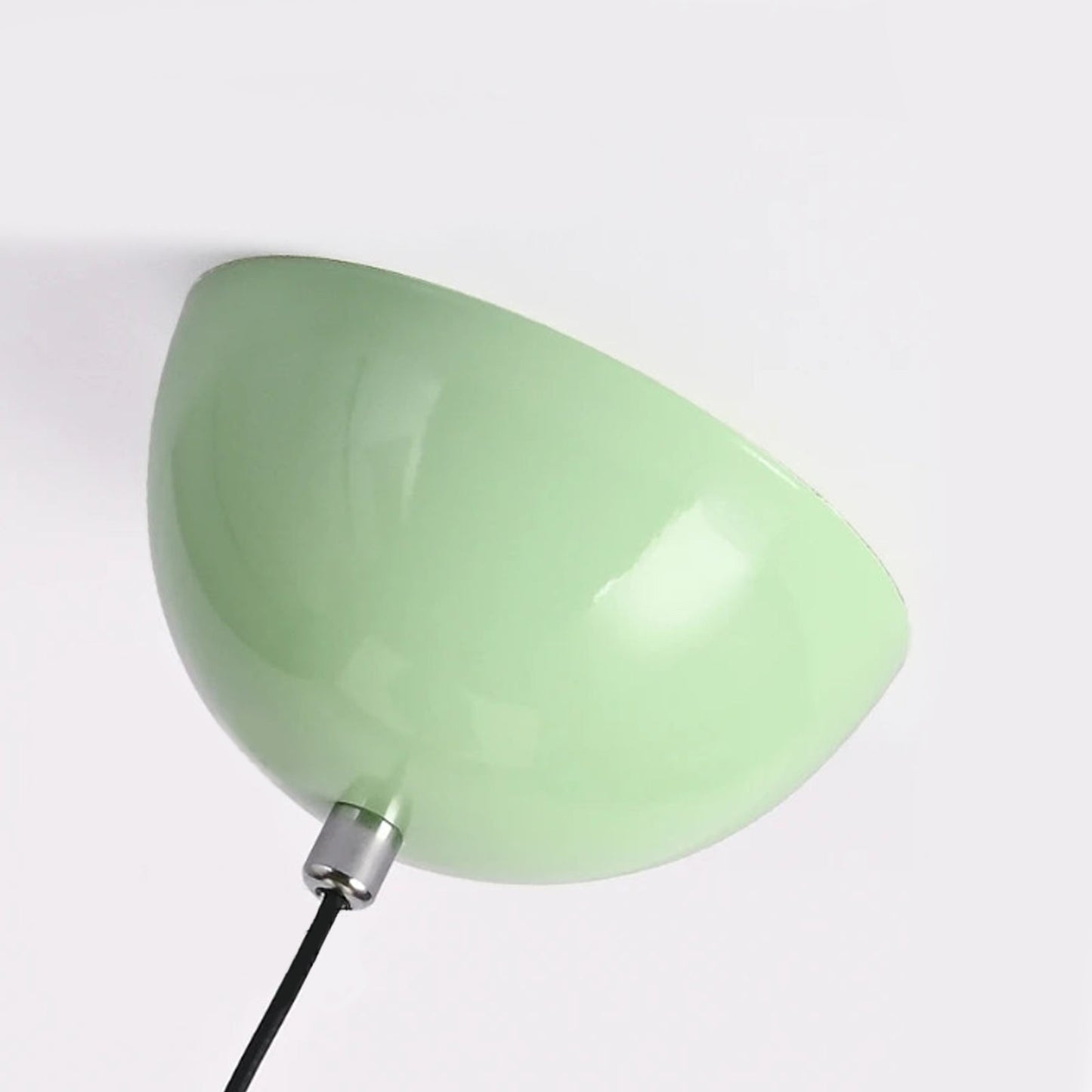 Plafonnier Danois Élégant : Design Raffiné et Coloré 7