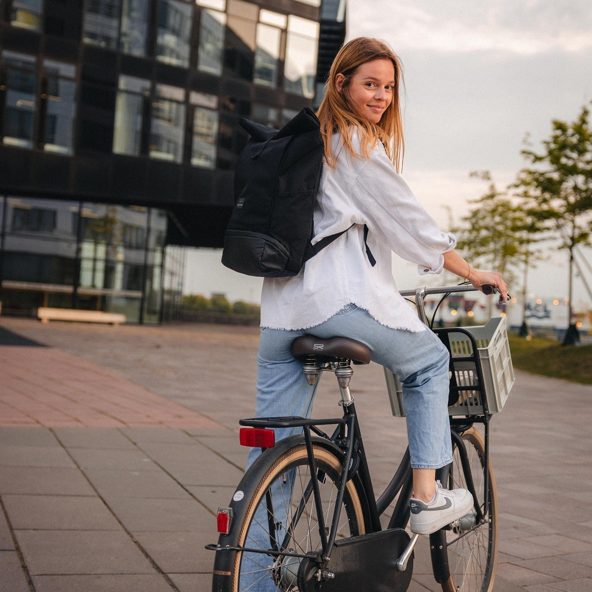 Sac à dos rolltop avec compartiment ordinateur 16 pouces