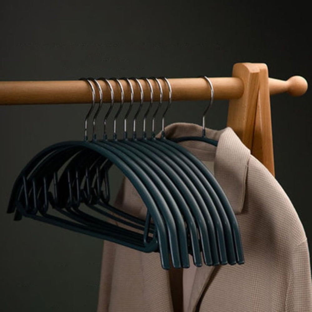 Slim Soft-Touch Non-Slip Clothes Hangers