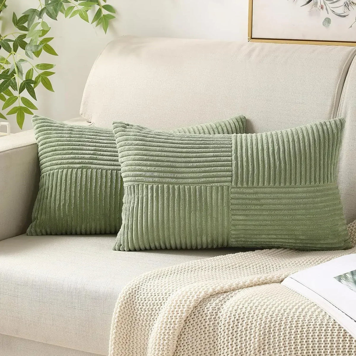 VelvetAura - Housse de Coussin en Velours Côtelé
