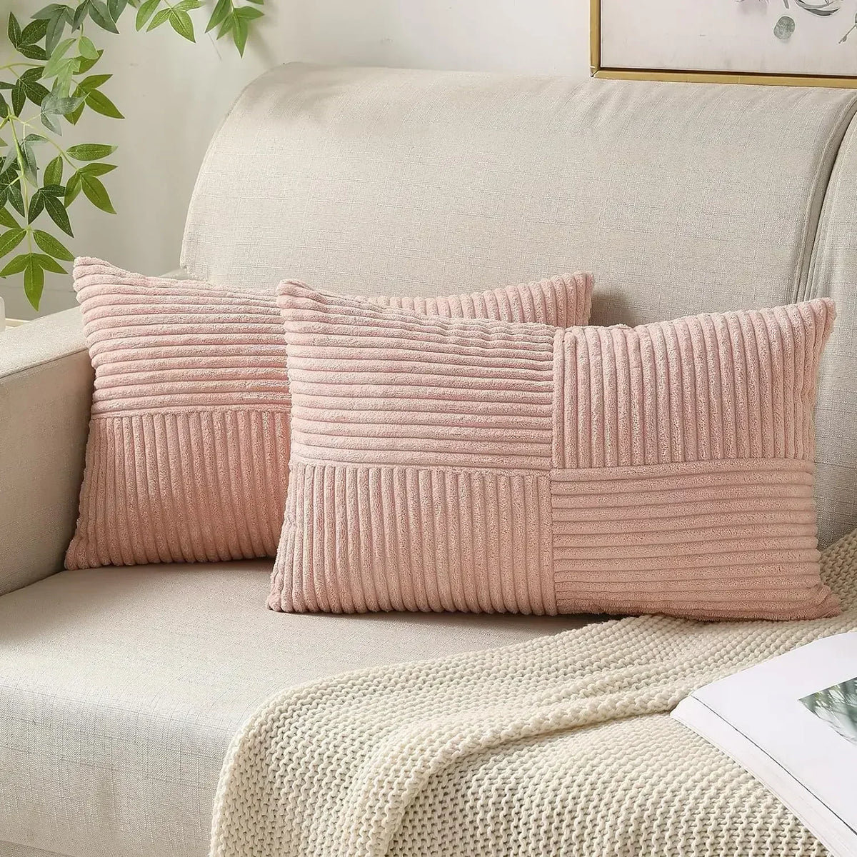 VelvetAura - Housse de Coussin en Velours Côtelé