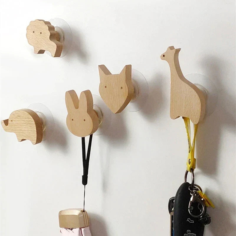 Patère murale animal en bois clair, style nordique