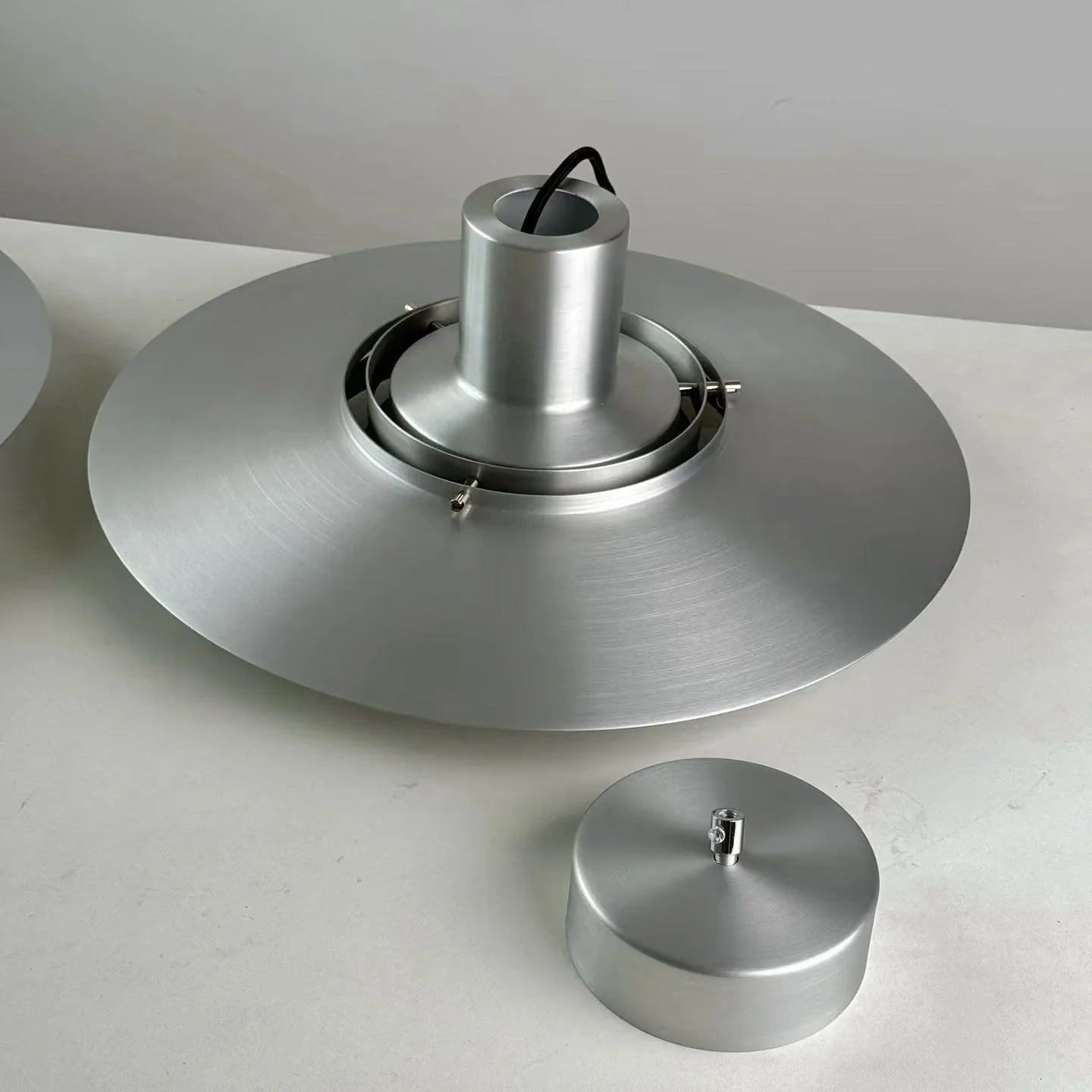 Suspension Saveria