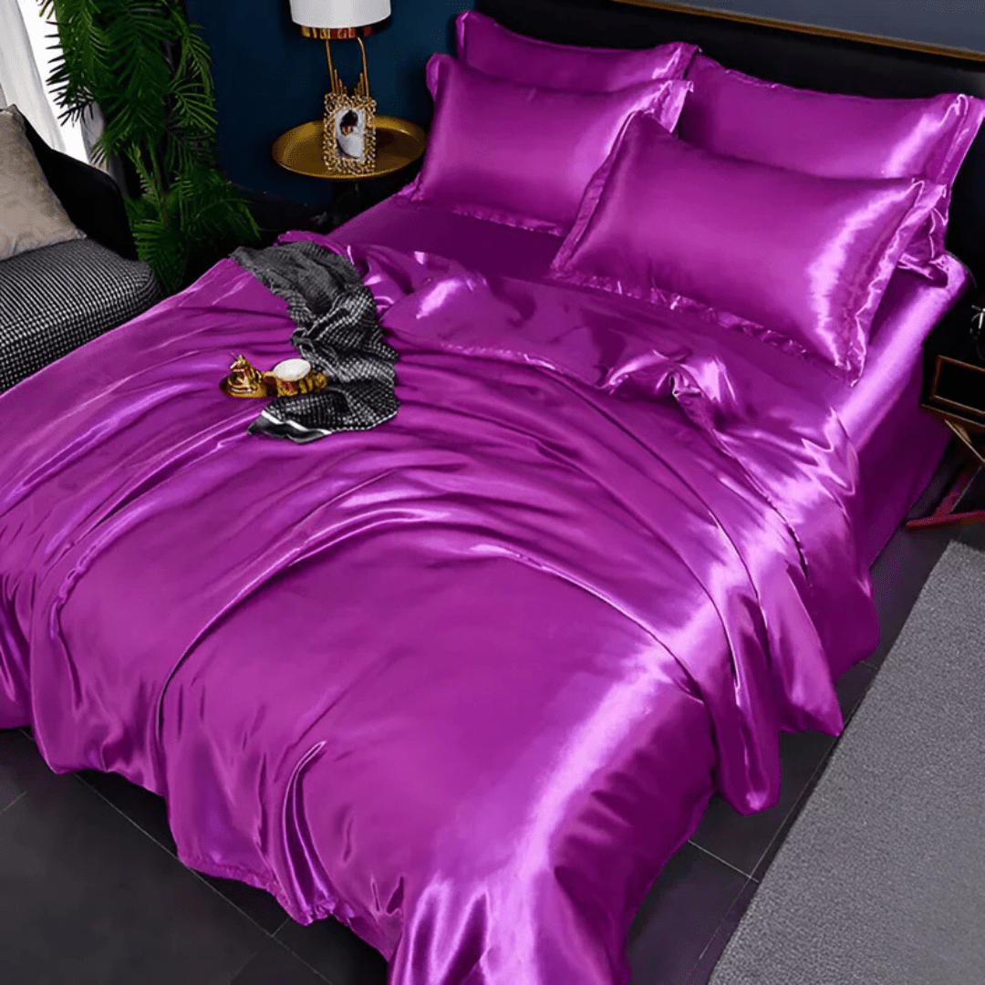 Parure de lit satinée effet soie, 4 pièces