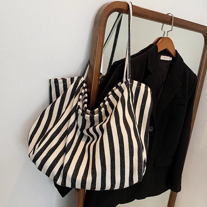 Sac Fourre Tout Femme Rayé en Tissu de Luxe | Élégance Moderne et Confort pour un Style Quotidien 5