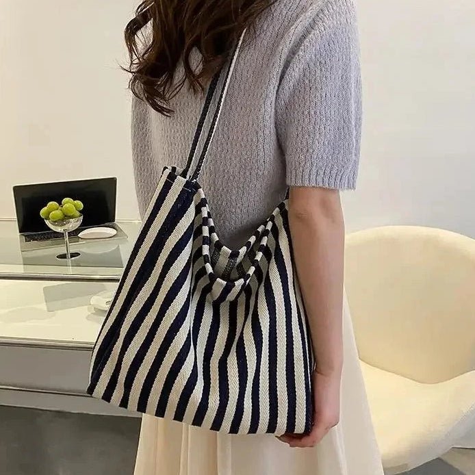 Sac Fourre Tout Femme Rayé en Tissu de Luxe | Élégance Moderne et Confort pour un Style Quotidien 7