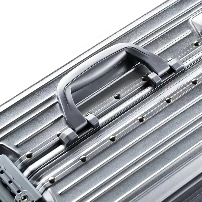 Valise rigide en alliage aluminium-magnésium, TSA