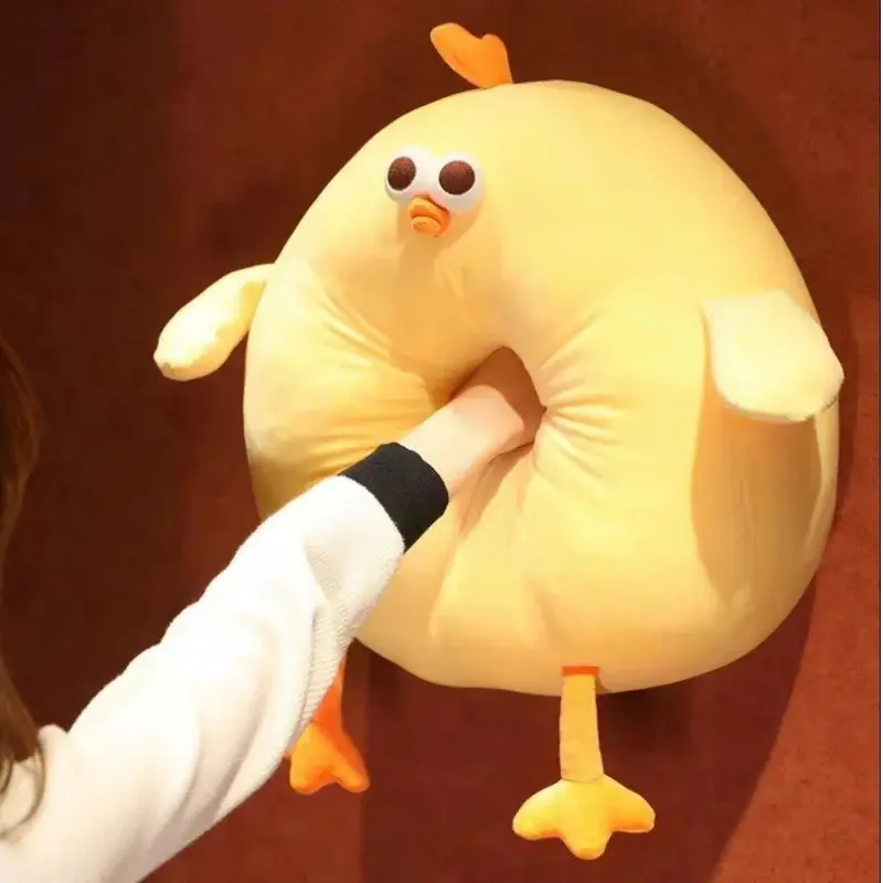 Coussin peluche poule dodue, jaune